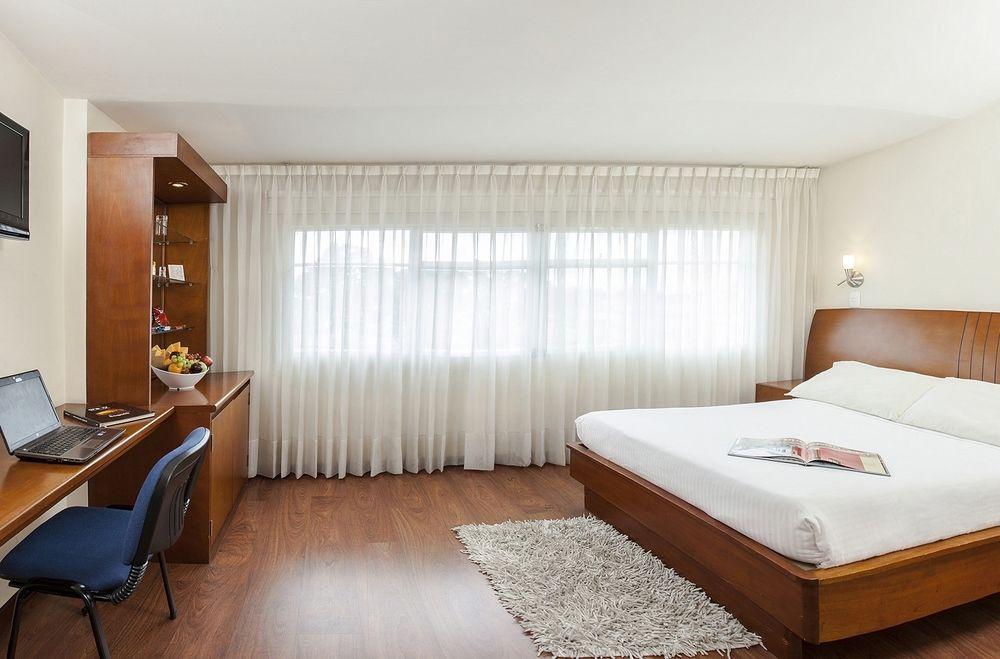 בוגוטה Teusaquillo Boutique Hotel מראה חיצוני תמונה