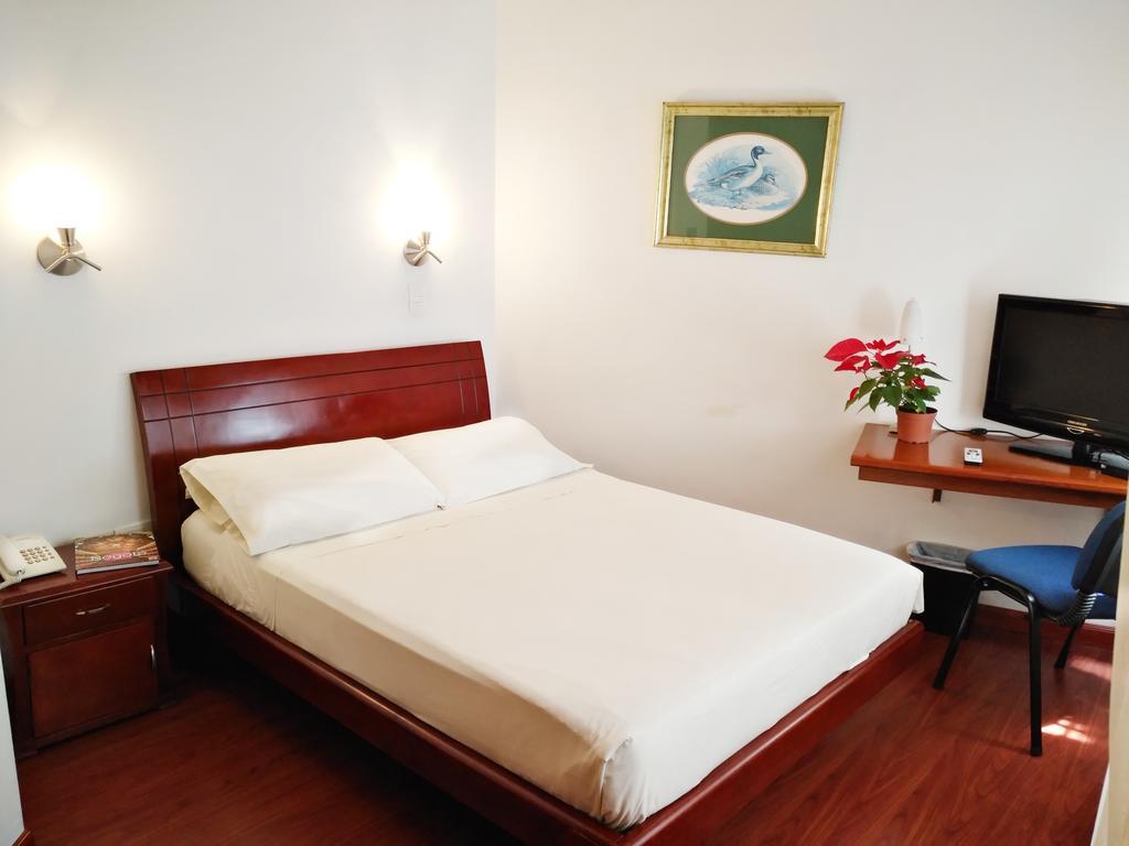 בוגוטה Teusaquillo Boutique Hotel מראה חיצוני תמונה