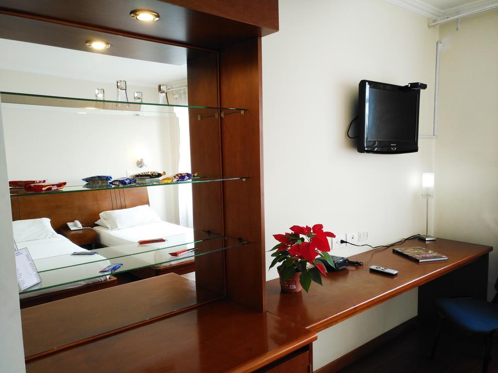 בוגוטה Teusaquillo Boutique Hotel מראה חיצוני תמונה