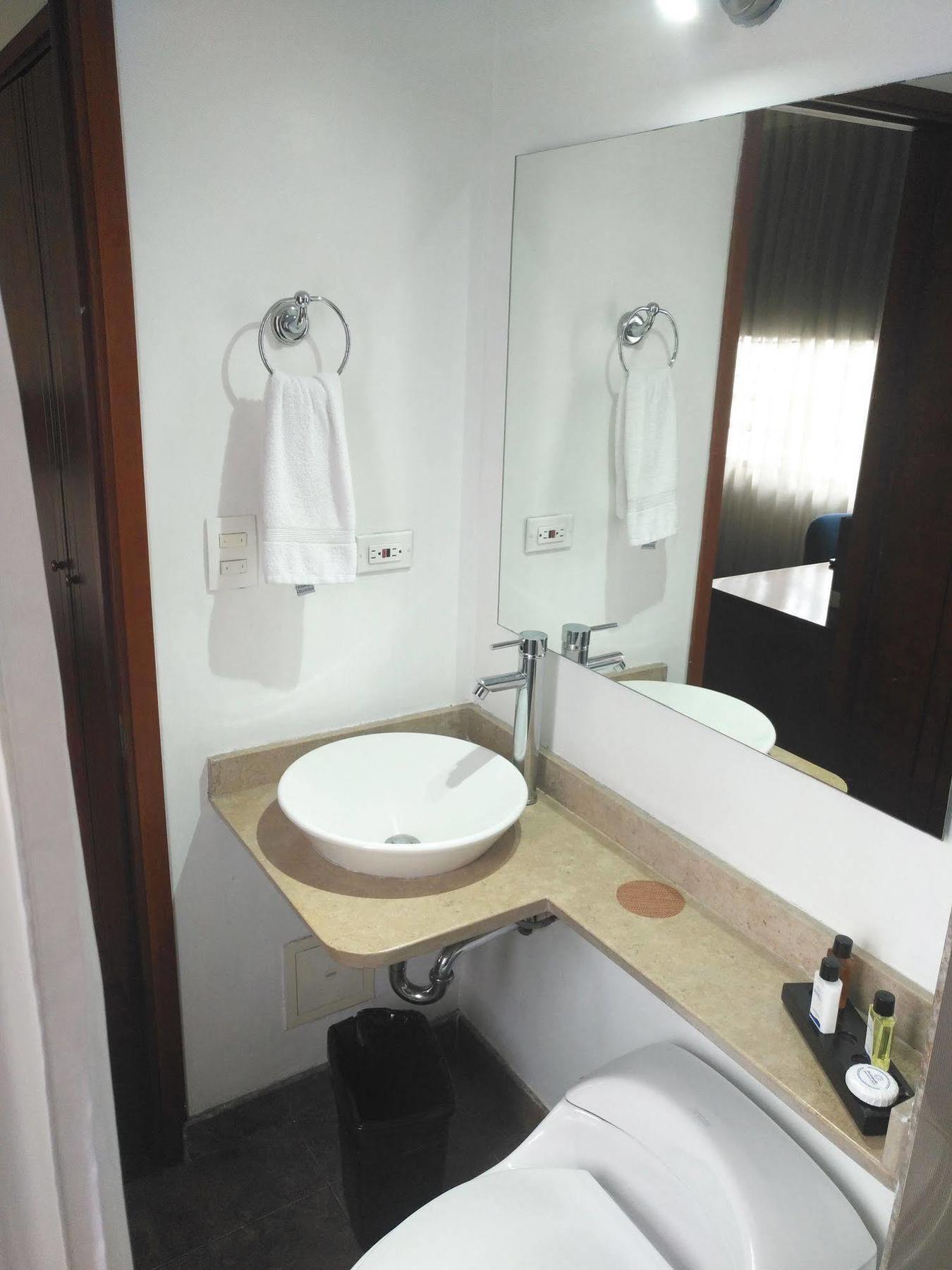 בוגוטה Teusaquillo Boutique Hotel מראה חיצוני תמונה