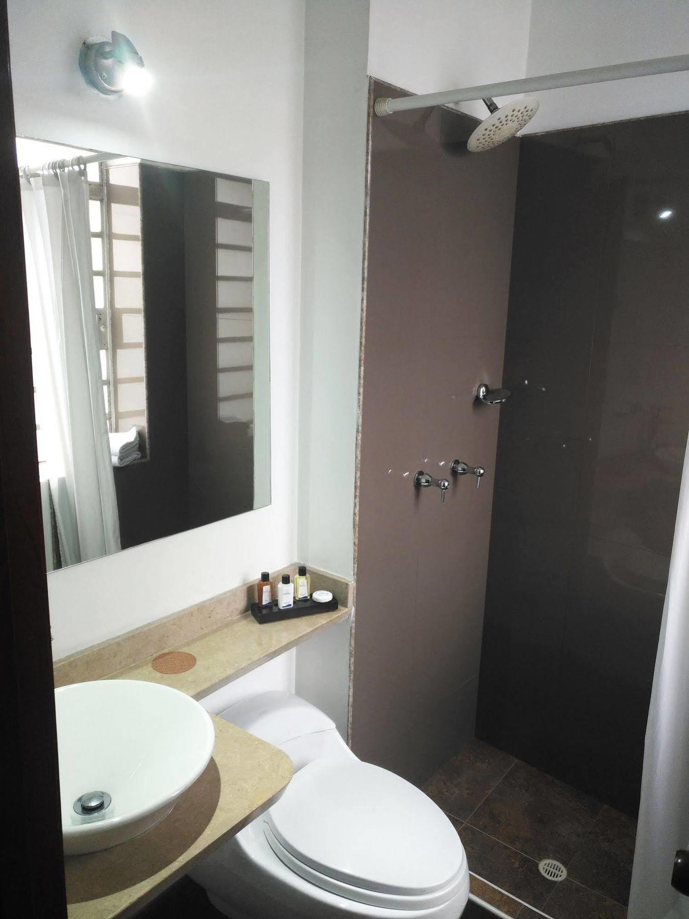 בוגוטה Teusaquillo Boutique Hotel מראה חיצוני תמונה