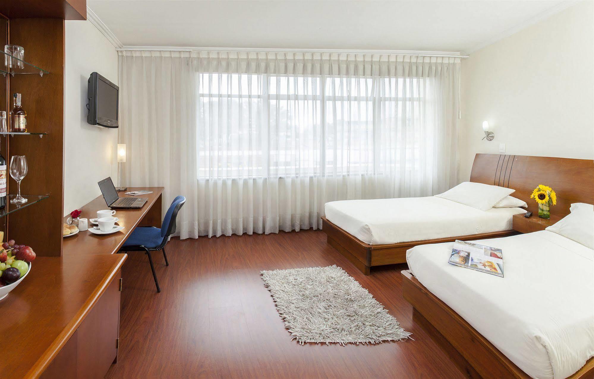 בוגוטה Teusaquillo Boutique Hotel מראה חיצוני תמונה